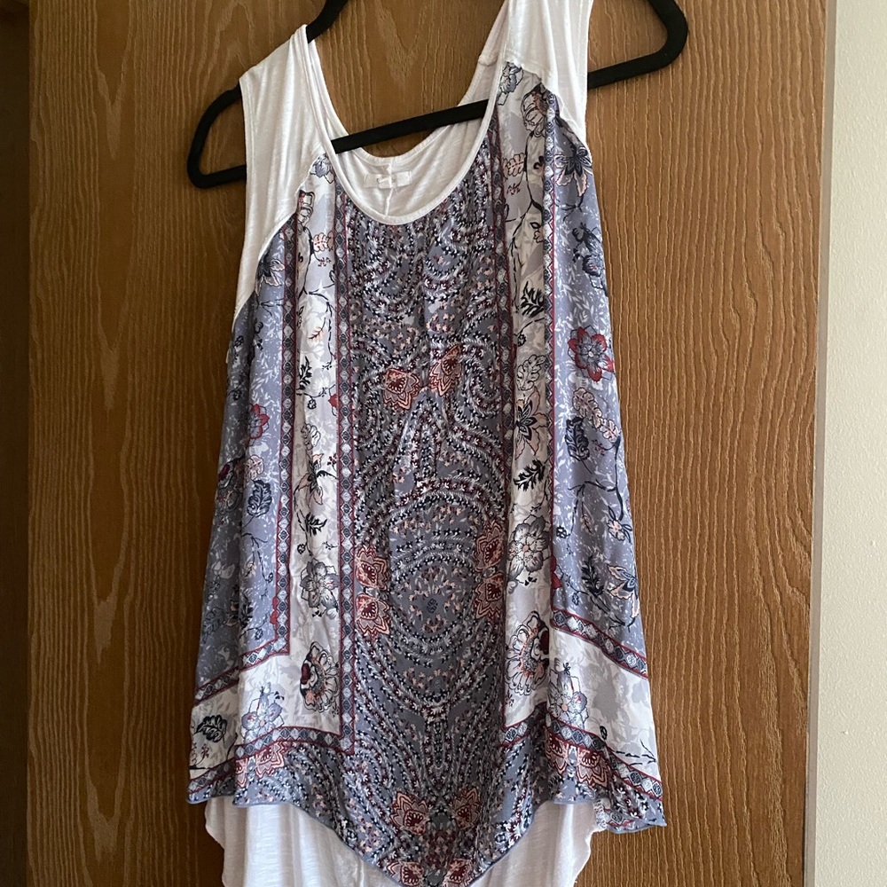 Maurice’s multi color tank